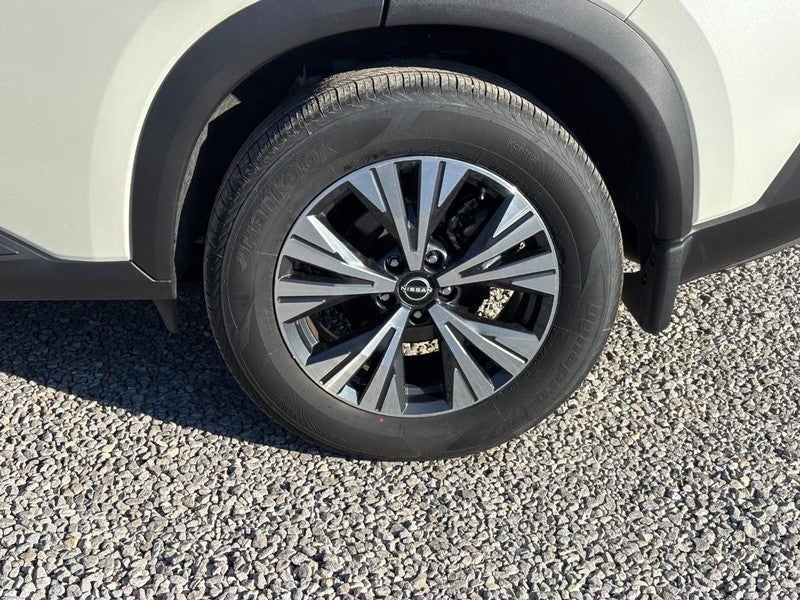 2023 Nissan Rogue AWD SV