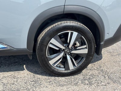 2023 Nissan Rogue AWD SL