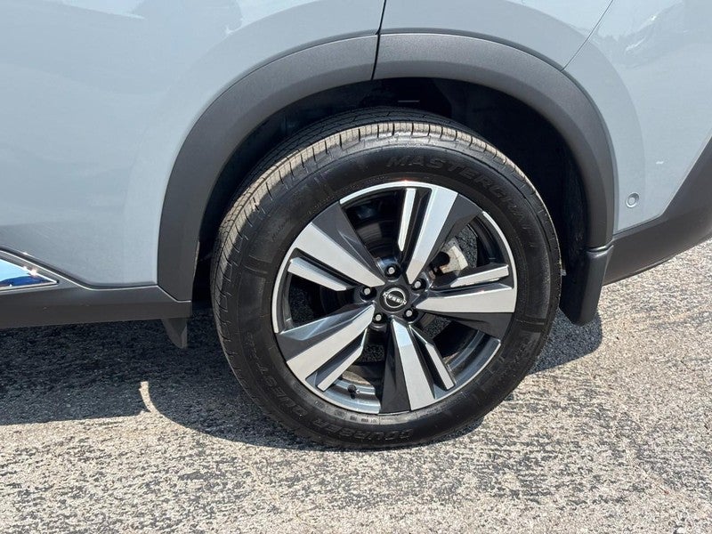 2023 Nissan Rogue AWD SL