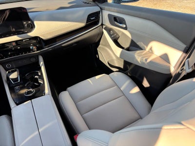 2023 Nissan Rogue AWD SL