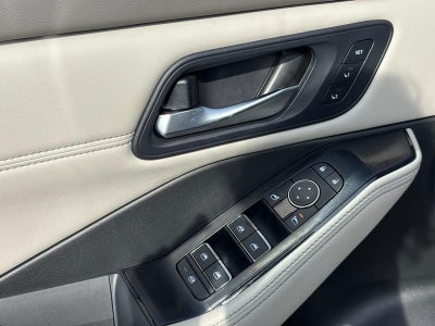 2023 Nissan Rogue AWD SL