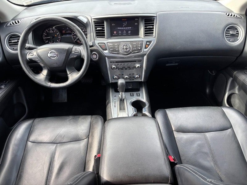 2019 Nissan Pathfinder FWD SL
