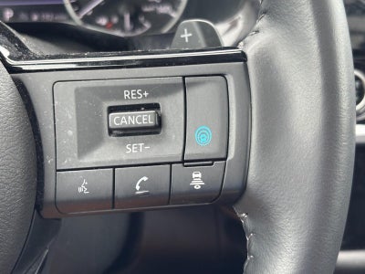 2023 Nissan Pathfinder SL 4WD