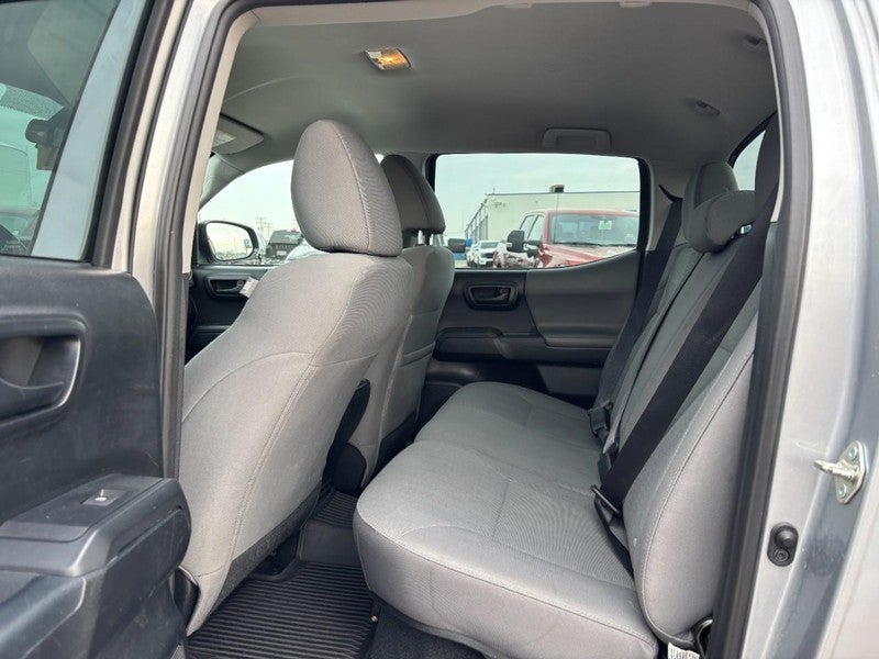 2018 Toyota Tacoma SR5 Double Cab 5' Bed I4 4x2 AT (Natl)