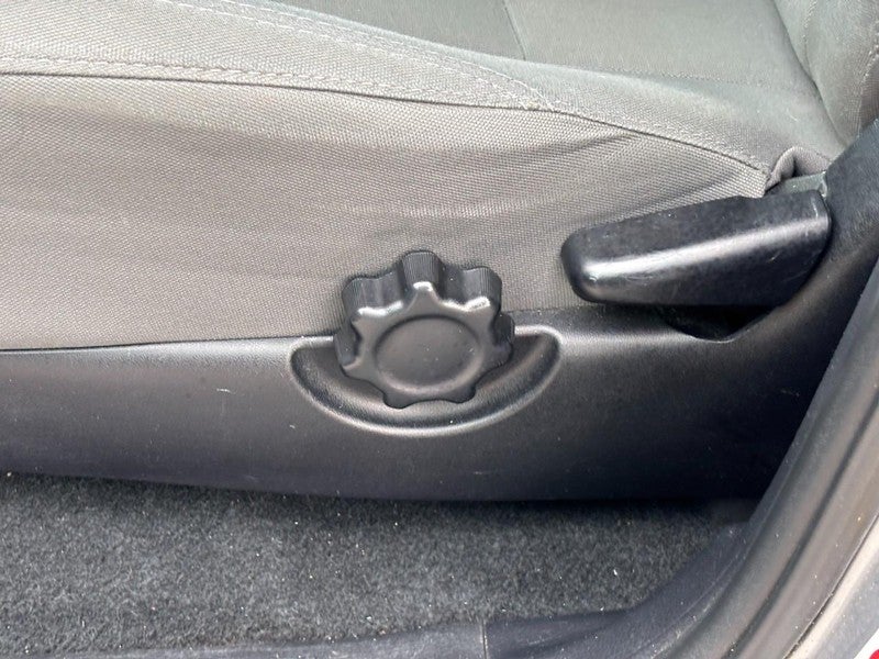 2018 Toyota Tacoma SR5 Double Cab 5' Bed I4 4x2 AT (Natl)