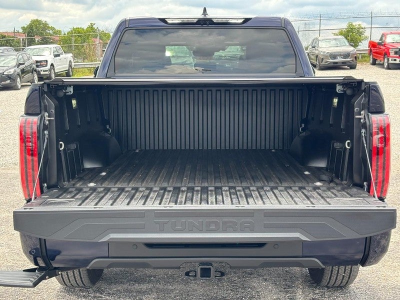 2023 Toyota Tundra 4WD Platinum CrewMax 5.5' Bed (Natl)