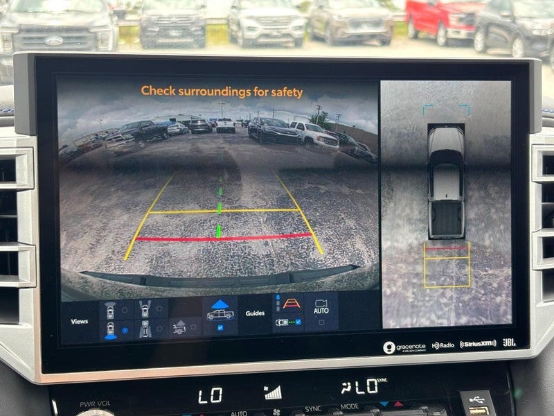 2023 Toyota Tundra 4WD Platinum CrewMax 5.5' Bed (Natl)