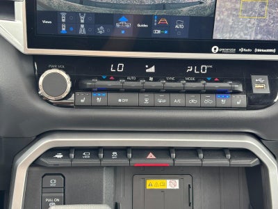 2023 Toyota Tundra 4WD Platinum CrewMax 5.5' Bed (Natl)