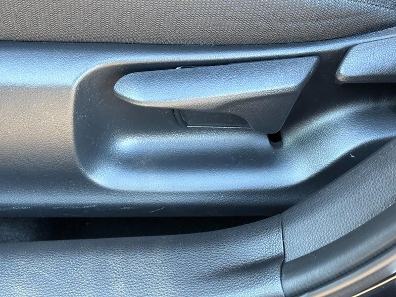 2024 Toyota Corolla LE CVT (Natl)