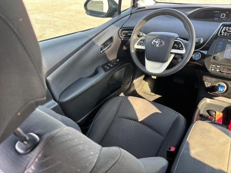 2017 Toyota Prius Two (Natl)