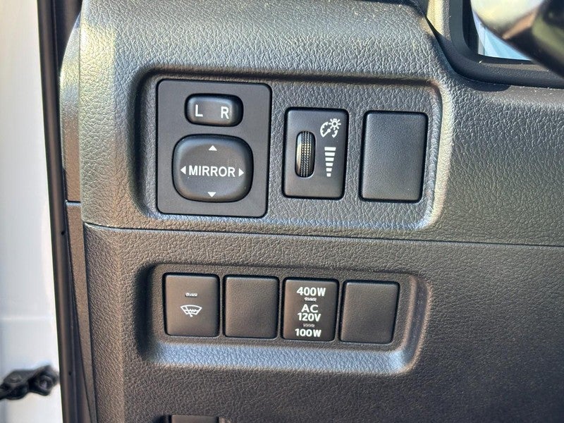 2018 Toyota 4Runner SR5 4WD (Natl)