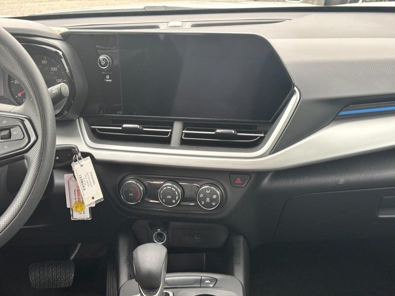 2025 Chevrolet Trax FWD 4dr LS