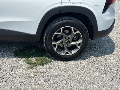 2025 Chevrolet Trax FWD 4dr LT