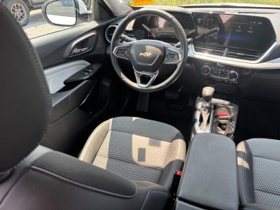 2025 Chevrolet Trax FWD 4dr LT
