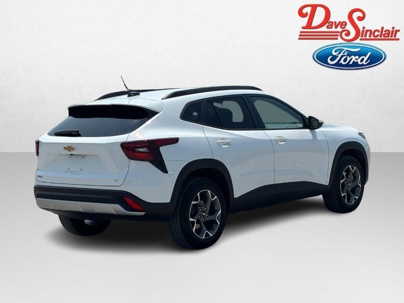 2025 Chevrolet Trax FWD 4dr LT