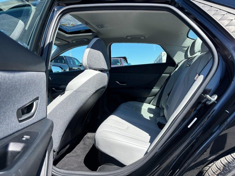 2024 Hyundai Elantra Hybrid Limited DCT