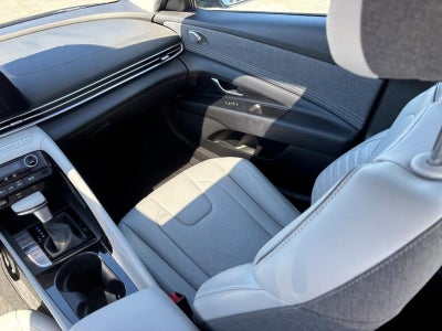 2024 Hyundai Elantra Hybrid Limited DCT