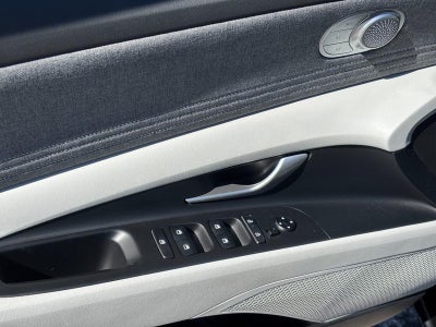 2024 Hyundai Elantra Hybrid Limited DCT