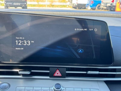 2024 Hyundai Elantra Hybrid Limited DCT