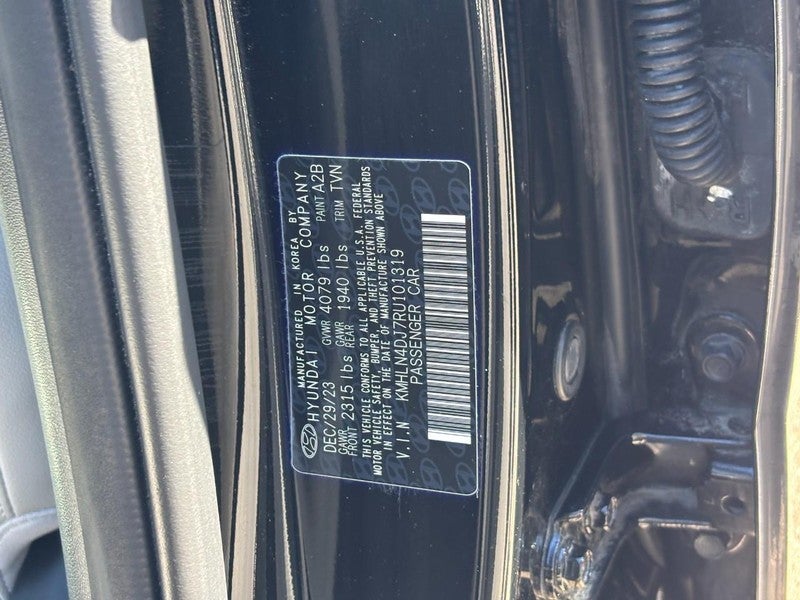 2024 Hyundai Elantra Hybrid Limited DCT