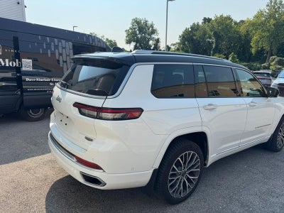 2022 Jeep Grand Cherokee L Summit