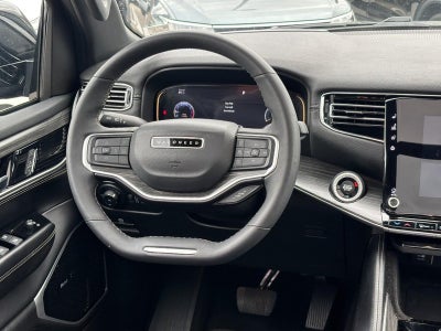 2023 Jeep Wagoneer L Series III 4x4