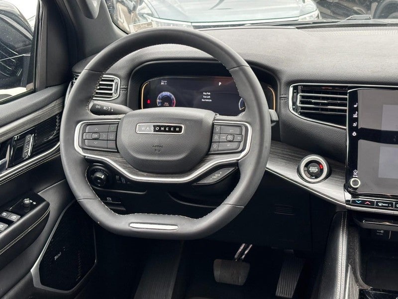 2023 Jeep Wagoneer L Series III 4x4