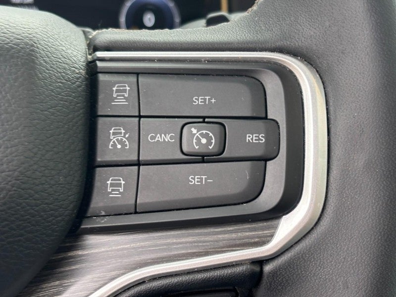 2023 Jeep Wagoneer L Series III 4x4