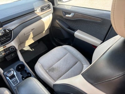 2020 Ford Escape Titanium Hybrid FWD