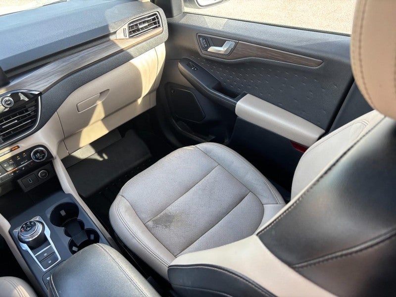 2020 Ford Escape Titanium Hybrid FWD
