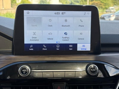 2020 Ford Escape Titanium Hybrid FWD