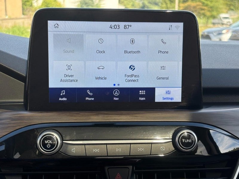 2020 Ford Escape Titanium Hybrid FWD