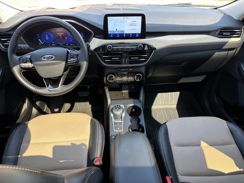 2022 Ford Escape Titanium AWD