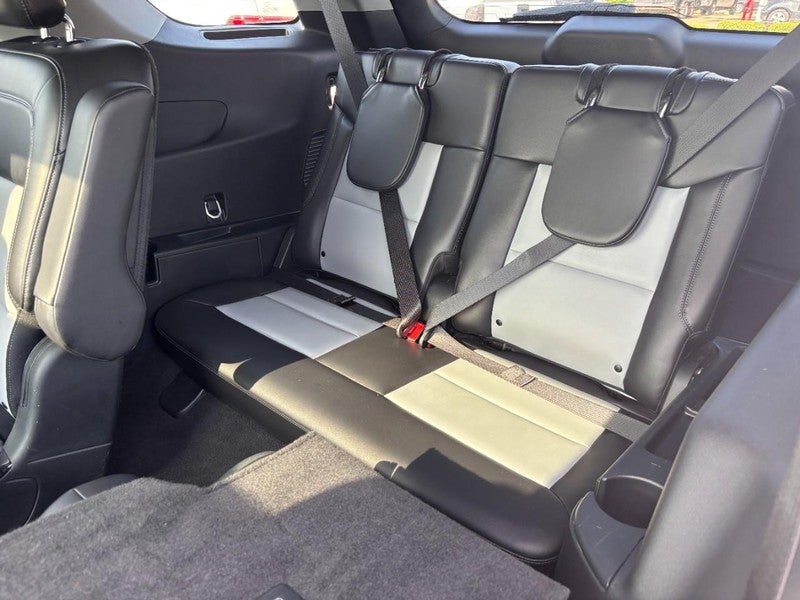 2023 Ford Explorer XLT 4WD