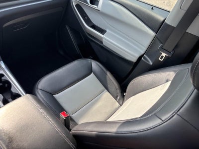 2023 Ford Explorer XLT 4WD