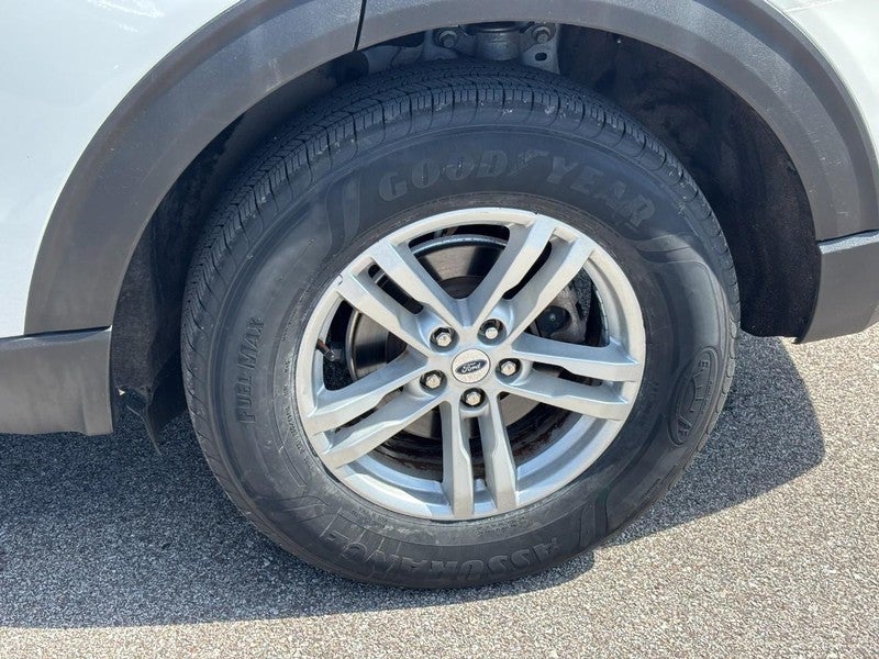 2023 Ford Explorer XLT 4WD