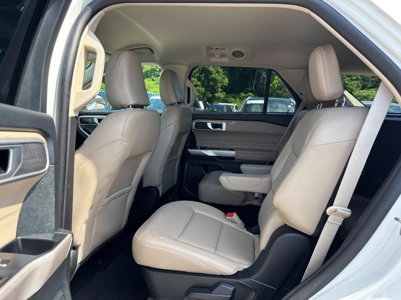 2023 Ford Explorer XLT 4WD