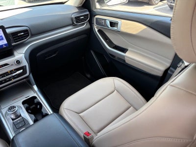 2023 Ford Explorer XLT 4WD