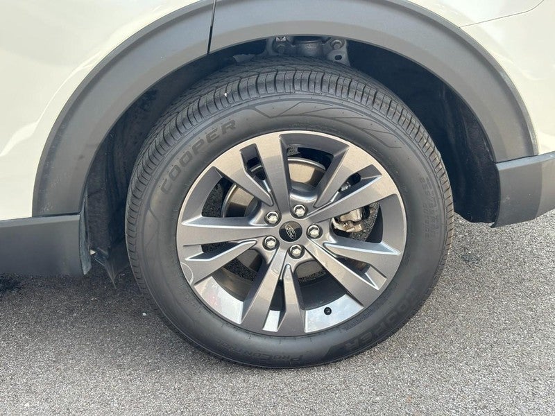 2022 Ford Explorer XLT 4WD