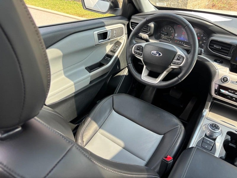 2022 Ford Explorer XLT 4WD
