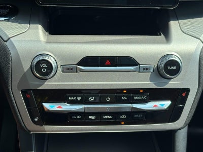 2022 Ford Explorer XLT 4WD