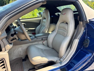 2004 Chevrolet Corvette 2dr Convertible