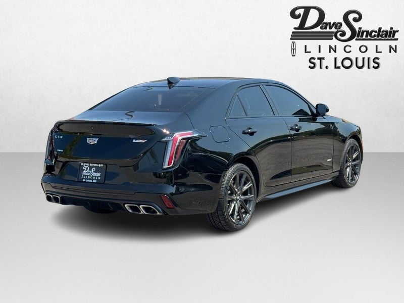 2022 Cadillac CT4-V 4dr Sdn
