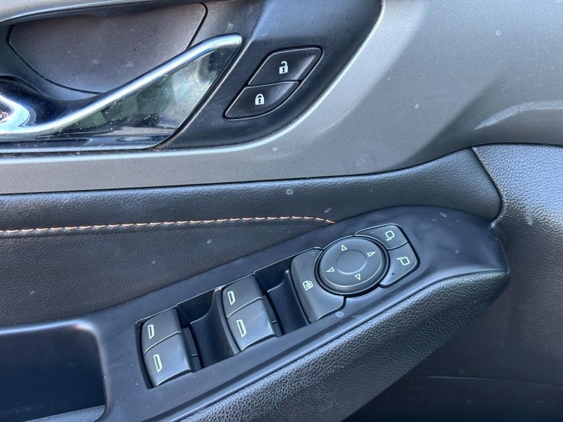 2020 Chevrolet Traverse FWD 4dr LS w/1LS