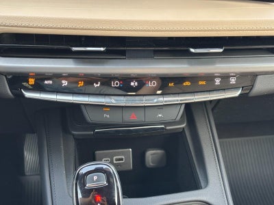 2024 Cadillac XT4 AWD 4dr Premium Luxury