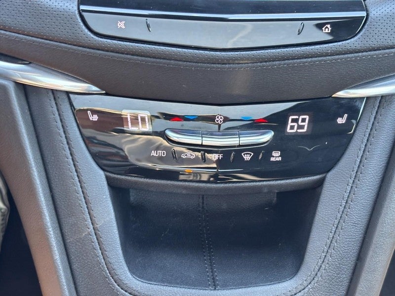 2023 Cadillac XT5 FWD 4dr Premium Luxury