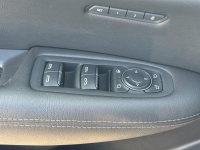 2025 Cadillac XT5 FWD 4dr Premium Luxury