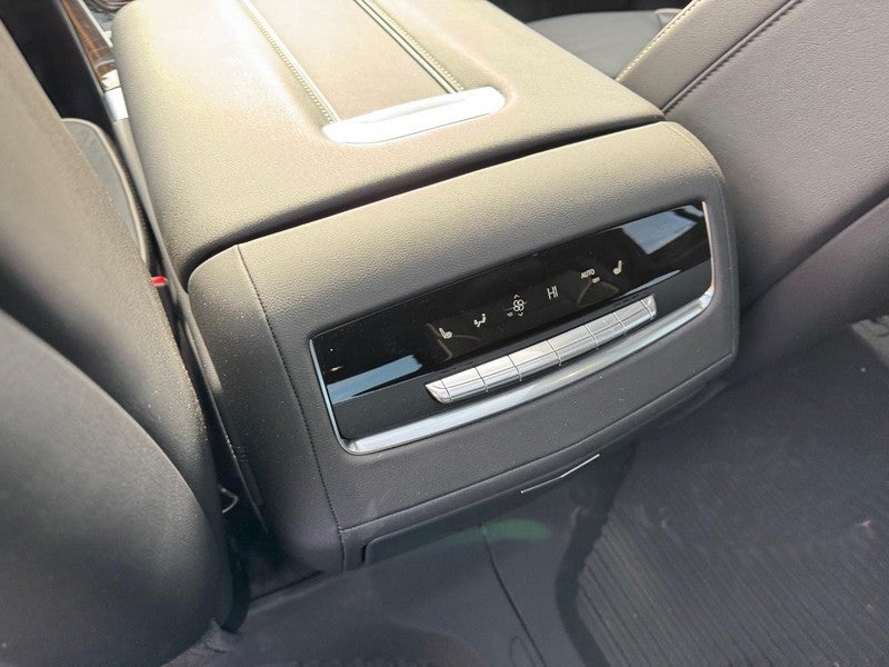 2025 Cadillac Escalade 4WD 4dr Premium Luxury