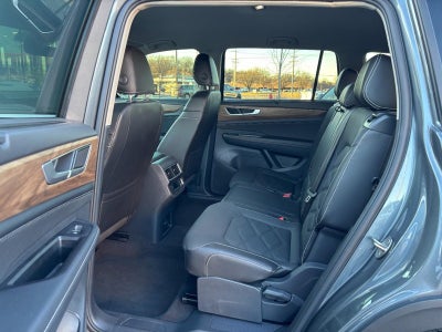 2025 Volkswagen Atlas 2.0T SE w/Technology 4MOTION