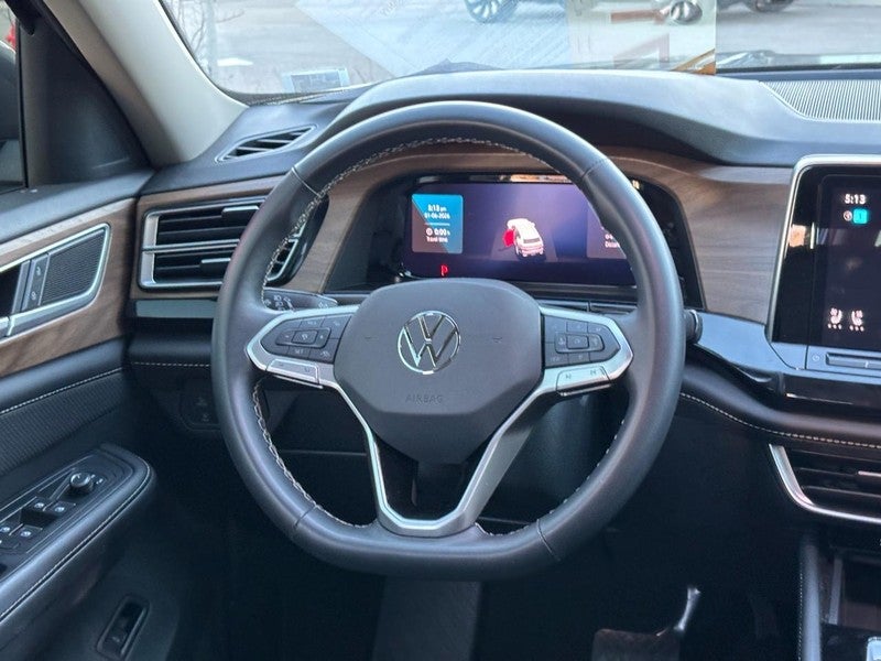 2025 Volkswagen Atlas 2.0T SE w/Technology 4MOTION